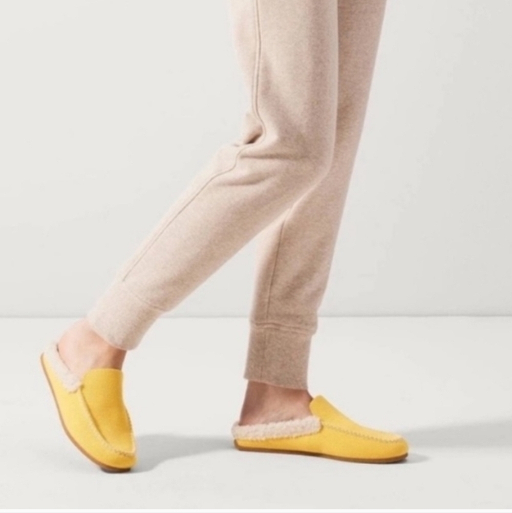 Rothys, "The Scuff" Wool Blend Womens Slip On Mule Slipper, Popcorn Yellow, Sz 9
